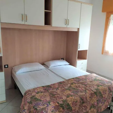 In 25002 * Rosolina Mare